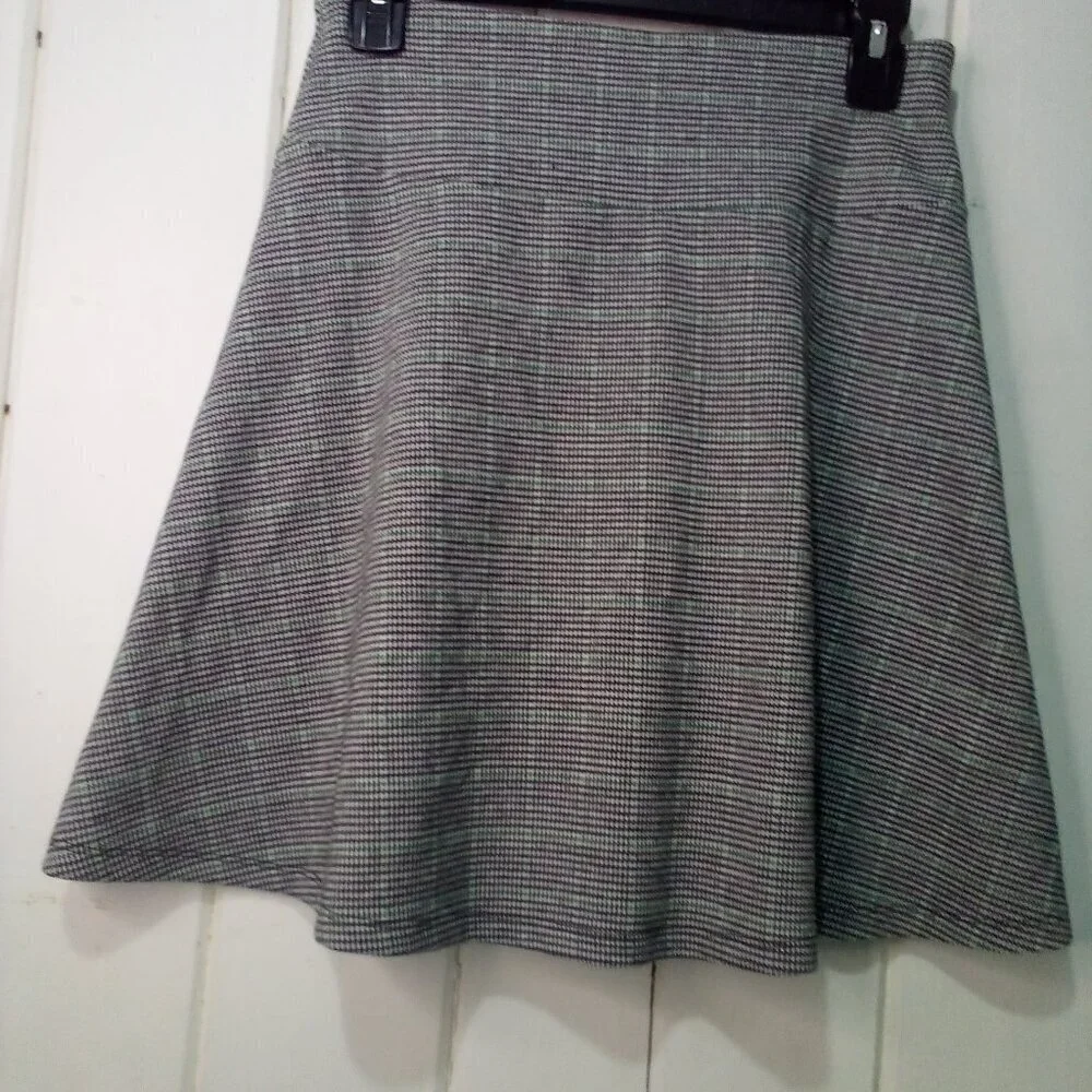 Loft Skirt Women XS A-Line Short Plaid Classic Black Green